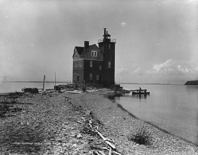 Isla Mackinac desde la Isla Redonda, c.1899 de Detroit Publishing Co.